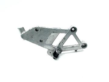 SCHETSPLAAT RECHTS VOOR VFR 750 F 1986-1989 (VFR750F RC24) beschikbaar voor biedingen