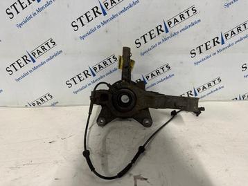 Fusee rechts-voor van een Mercedes Citan beschikbaar voor biedingen