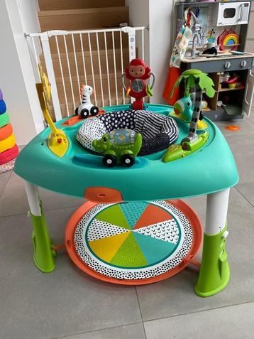 Speeltafel baby beschikbaar voor biedingen