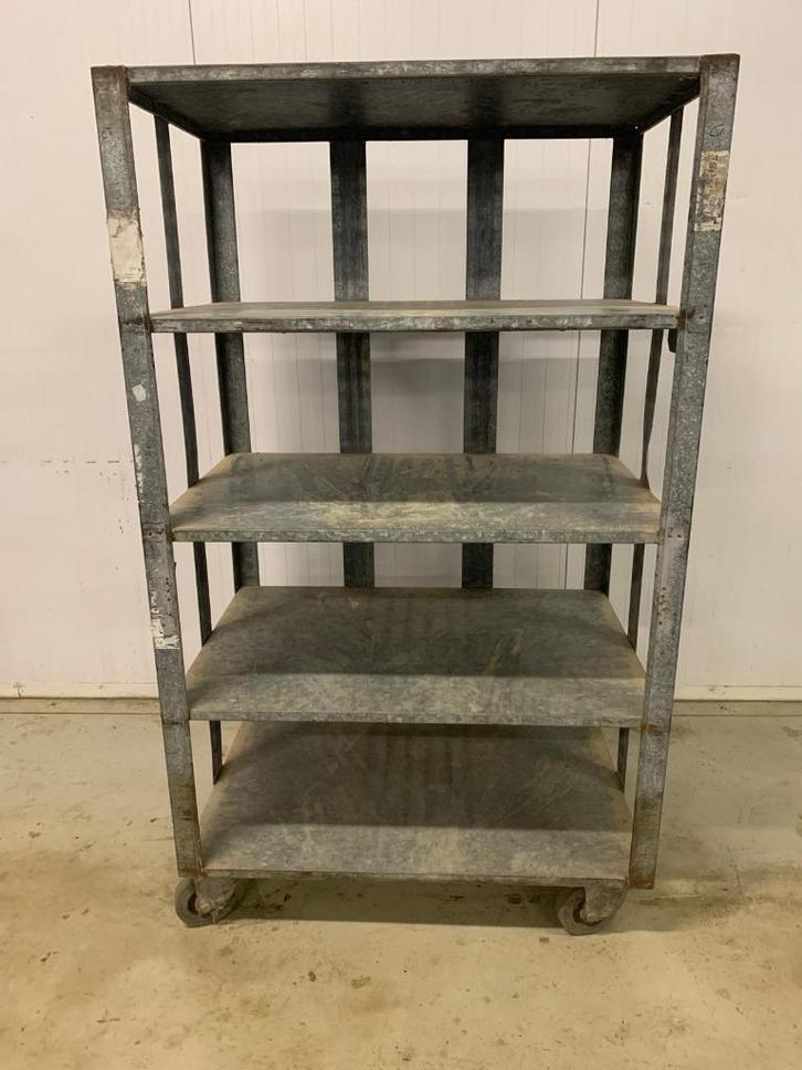 schabben op wielen en winkelcontainers, Doe-het-zelf en Bouw, Metalen, Gebruikt, IJzer, Ophalen