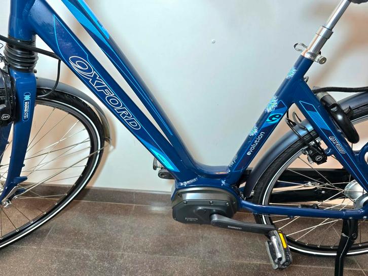 Electrisch fiets met middenmotor en goed batterij, Fietsen en Brommers, Elektrische fietsen, Ophalen