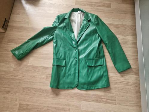 Lange groene Blazer fake leder, Vêtements | Femmes, Vestes & Costumes, Comme neuf, Taille 36 (S), Vert, Enlèvement ou Envoi