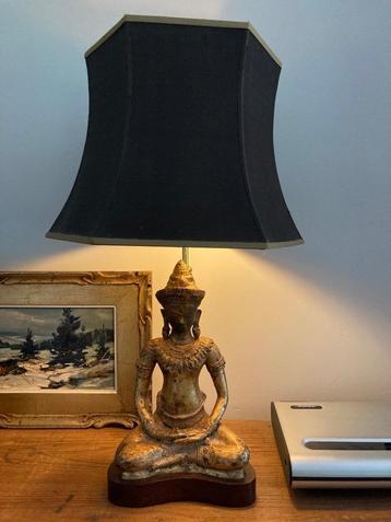 A vendre lame de table beschikbaar voor biedingen