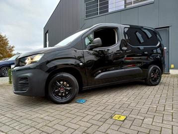 peugeot partner**1,5hdi**bj:2021**apple car play** beschikbaar voor biedingen