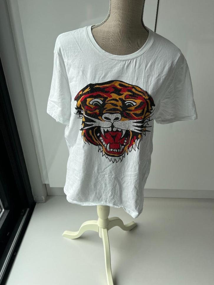 nagata l, Vêtements | Femmes, T-shirts, Comme neuf, Taille 38/40 (M), Autres couleurs, Manches courtes, Enlèvement ou Envoi