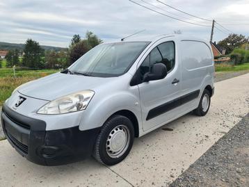 Peugeot Partner 1.6Hdi "Très Propre" 3 Places Airco disponible aux enchères