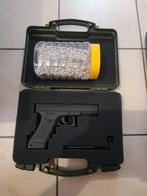 BB gun glock + bolletjes + case, Sports & Fitness, Accessoires de sport de tir, Enlèvement, Utilisé