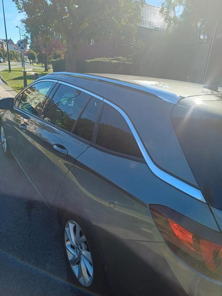 Vend Opel Astra break très propre Anne 2020 voiture fullfull, Auto's, Opel, Ophalen