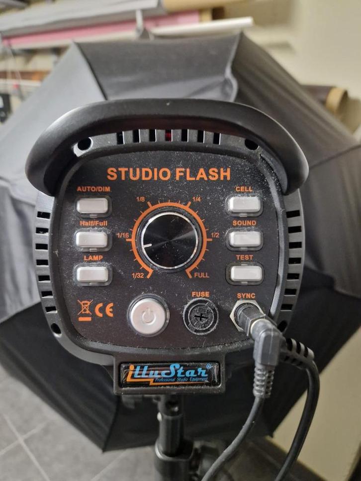 studio flitsset illustar FI-300A, Audio, Tv en Foto, Fotografie | Fotostudio en Toebehoren, Zo goed als nieuw, Complete fotostudio