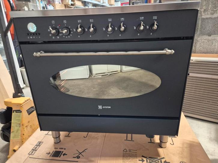 M-sestem gasfornuis, Elektronische apparatuur, Fornuizen, Zo goed als nieuw, Tussenbouw, Gas, 5 kookzones of meer, 85 tot 90 cm