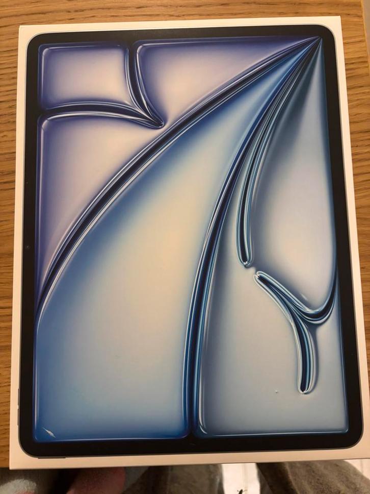 Apple iPad Air (6th Generation), Computers en Software, Apple iPads, Overige modellen, Wi-Fi, 12 inch, Blauw, Ophalen