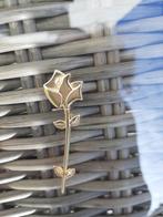 broche rose vintage de Lancôme