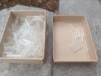 Boîte remplie de petits tubes à essai de laboratoire en verr, Enlèvement ou Envoi