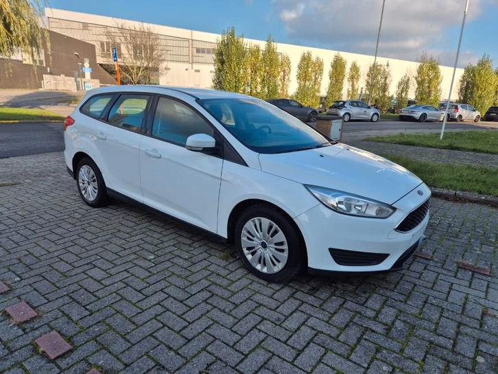 Ford Focus 1.0 EcoBoost - Airco + Contrôle - 113.600 km, Autos, Ford, Entreprise, Achat, Focus, ABS, Airbags, Air conditionné