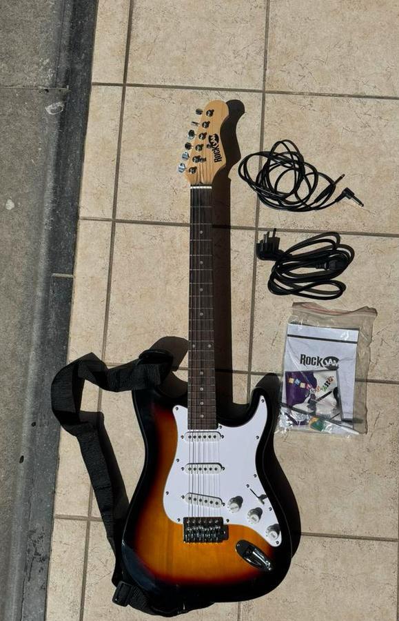 RockJam ST-Style Electric Guitar Super Pack, Muziek en Instrumenten, Versterkers | Bas en Gitaar, Nieuw, Gitaar, Ophalen