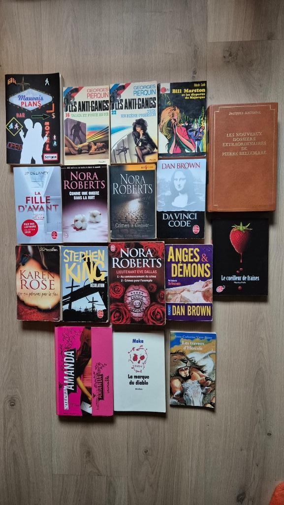Lot 17 misdaadromans en thrillers, Boeken, Thrillers, Gelezen, Ophalen of Verzenden