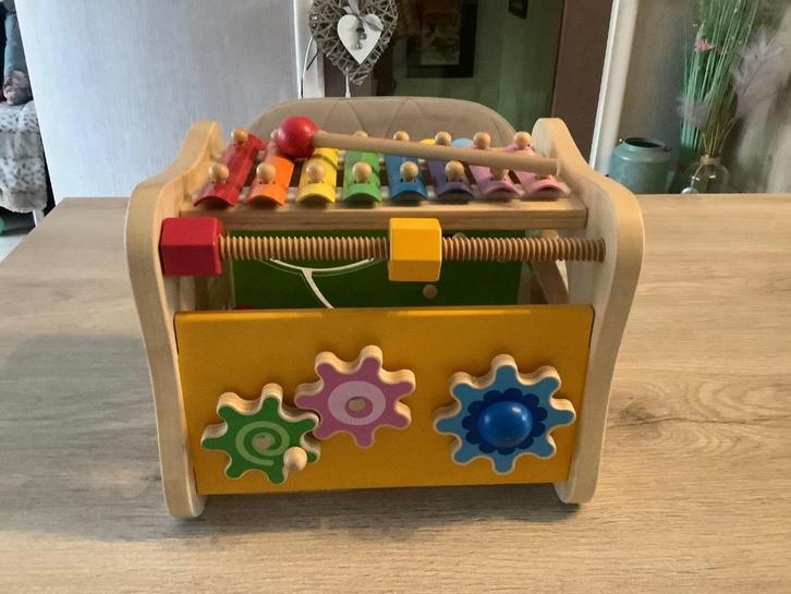 Woki houten activiteiten speelbank (20x24 cm), Kinderen en Baby's, Speelgoed | Educatief en Creatief, Gebruikt, Puzzelen, Ontdekken