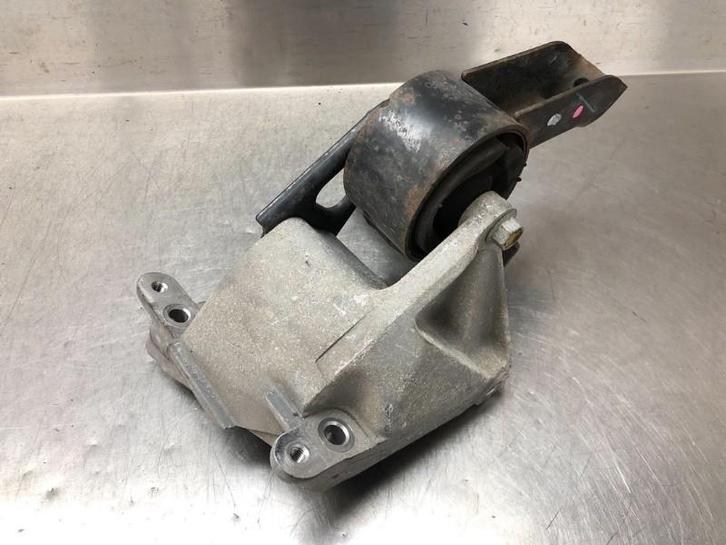 SUPPORT BOITE DE VITESSES ABS Suzuki Celerio (LF), Autos : Pièces & Accessoires, Suspension & Châssis, Suzuki, Utilisé