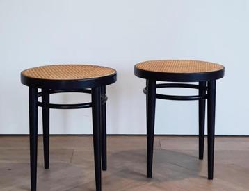 2x vintage thonet tabouretten kruk krukken beschikbaar voor biedingen