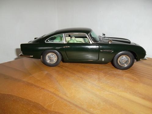 Aston Martin miniature 1/18, Hobby & Loisirs créatifs, Voitures miniatures | 1:18, Comme neuf, Voiture, Sun Star, Enlèvement ou Envoi