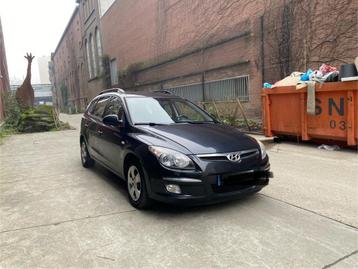 Hyundai i30 1.4 benzine bwj 2010 met keuring verkoop  beschikbaar voor biedingen