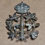 Belgische Politie pet insigne zilverkleurig - 6,5 x 5 cm , Ophalen of Verzenden, Embleem of Badge
