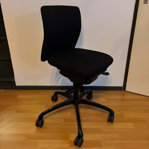 Löffler New Wave 2D bureaustoel, Antiek en Kunst, Antiek | Meubels | Stoelen en Sofa's, Ophalen of Verzenden
