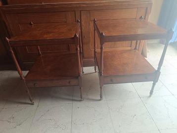 Couple tables d'appoint anglaises 1900 en acajou, Enlèvement