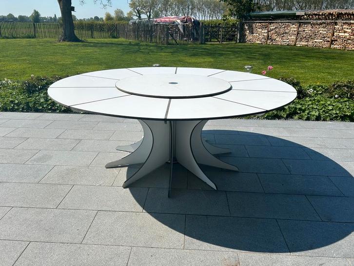Extremis Arthur (tuin)tafel, Huis en Inrichting, Tafels | Salontafels, Gebruikt, 75 cm of meer, 200 cm of meer, Rond, Overige materialen