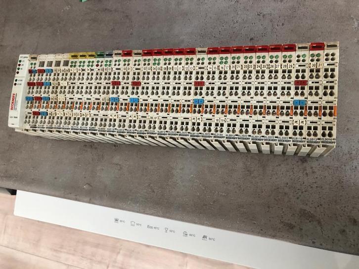 :Bus léger Beckhoff BK2000 avec 28 modules, Hobby & Loisirs créatifs, Composants électroniques, Utilisé, Enlèvement ou Envoi