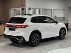 Volkswagen Tiguan 2.0 TDI 4 Motion R-Line DSG Full Option Pa, Auto's, Automaat, Gebruikt, 4 cilinders, Wit