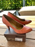 Roze hoge pumps van Tamaris maat 40, Kleding | Dames, Ophalen, Zo goed als nieuw, Roze, Pumps