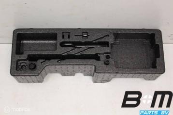 Opberg schuim met gereedschap Audi A1 Quattro 8X0012109B beschikbaar voor biedingen