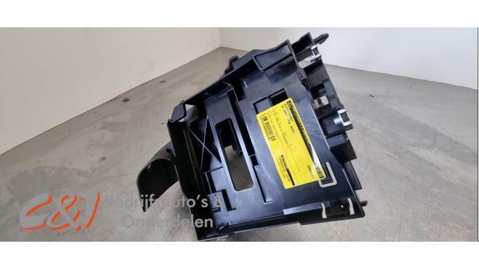 Zekeringkast van een Volkswagen Caddy, Auto-onderdelen, Elektronica en Kabels, Volkswagen, Gebruikt, 3 maanden garantie, Ophalen of Verzenden