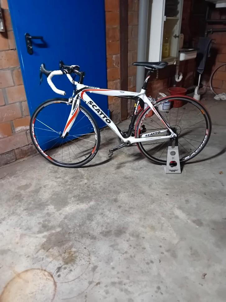 Scatto night train, Fietsen en Brommers, Fietsen | Racefietsen, Carbon, Ophalen