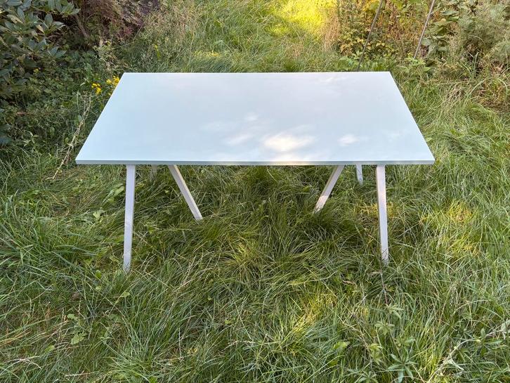 HAY LEGS - Tafel Table Bureau, Huis en Inrichting, Bureaus, Bureau, Ophalen