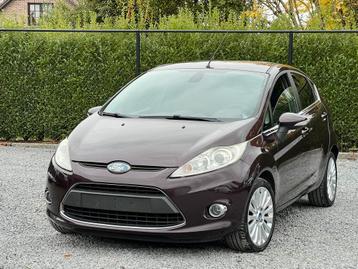 Ford Fiesta Titanium 1.6Cc 90Pk euro 4 2009 Airco / velgen beschikbaar voor biedingen