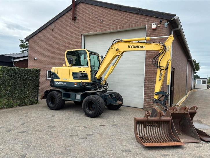 Hyundai 55 W-9 bandenkraan graafmachine mobiele, Zakelijke goederen, Machines en Bouw | Overig, Ophalen