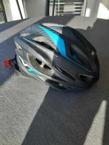 fietshelm beschikbaar voor biedingen