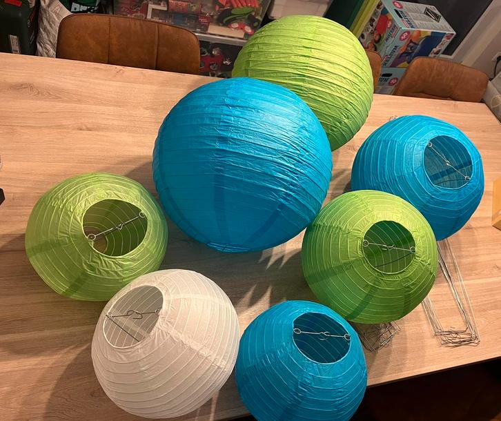 Lampionnen 95 stuks, Hobby en Vrije tijd, Feestartikelen, Zo goed als nieuw, Versiering, Ophalen of Verzenden