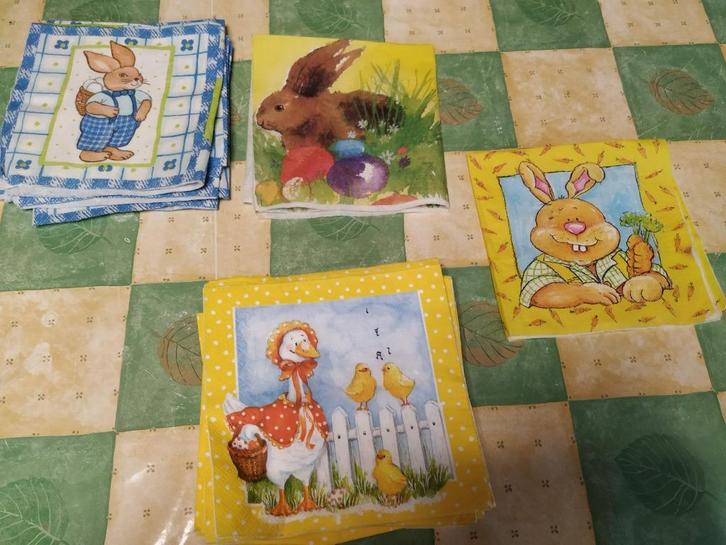 paas servietten, ook tafelkleedje voor pasen in sterk papier, Divers, Pâques, Enlèvement ou Envoi