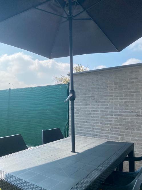 Eettafel, 6 stoelen, parosol en parasolstandaard., Tuin en Terras, Parasols, Zo goed als nieuw, Ophalen