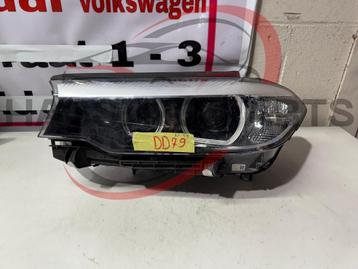 BMW 5 G30 G31 Koplamp  beschikbaar voor biedingen