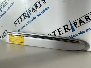 Sierstrip van een Mercedes CLK beschikbaar voor biedingen