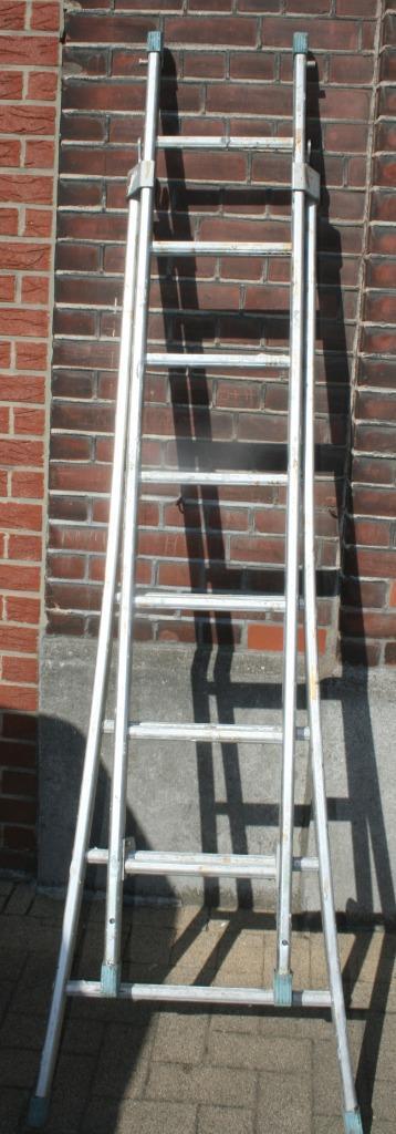 Echelle coulissante - 2 pans - 8 marches x2 beschikbaar voor biedingen