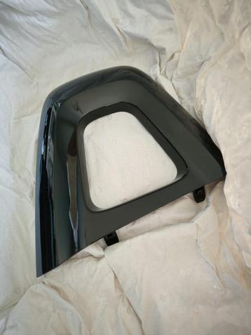 COQUE D APPUIE TETE MAZDA MX5 ND beschikbaar voor biedingen