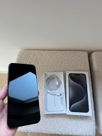 Apple iPhone 15 Pro Max 1TB beschikbaar voor biedingen