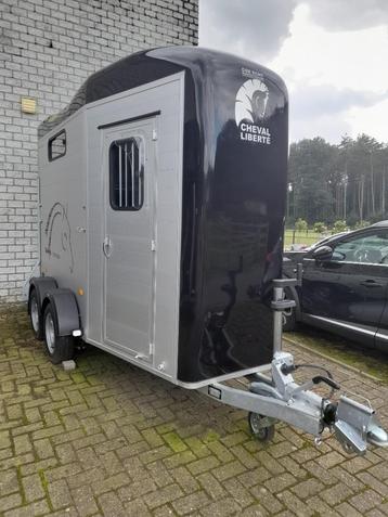 Paardentrailer Cheval Liberte beschikbaar voor biedingen