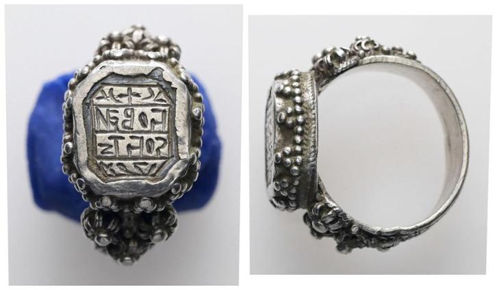 Zilveren zegelring met Griekse inscriptie 18e eeuw, Antiek en Kunst, Antiek | Zilver en Goud, Zilver, Verzenden