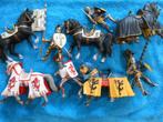 Lot Schleich 5 chevaux , 4 chevaliers (un debout) Figurines, Ophalen, Zo goed als nieuw
